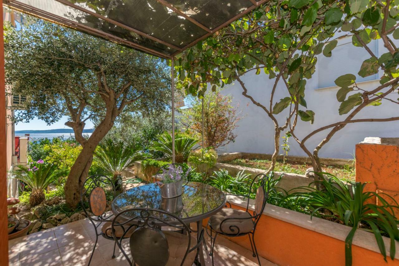 Apartments Babaja Trogir Exterior foto